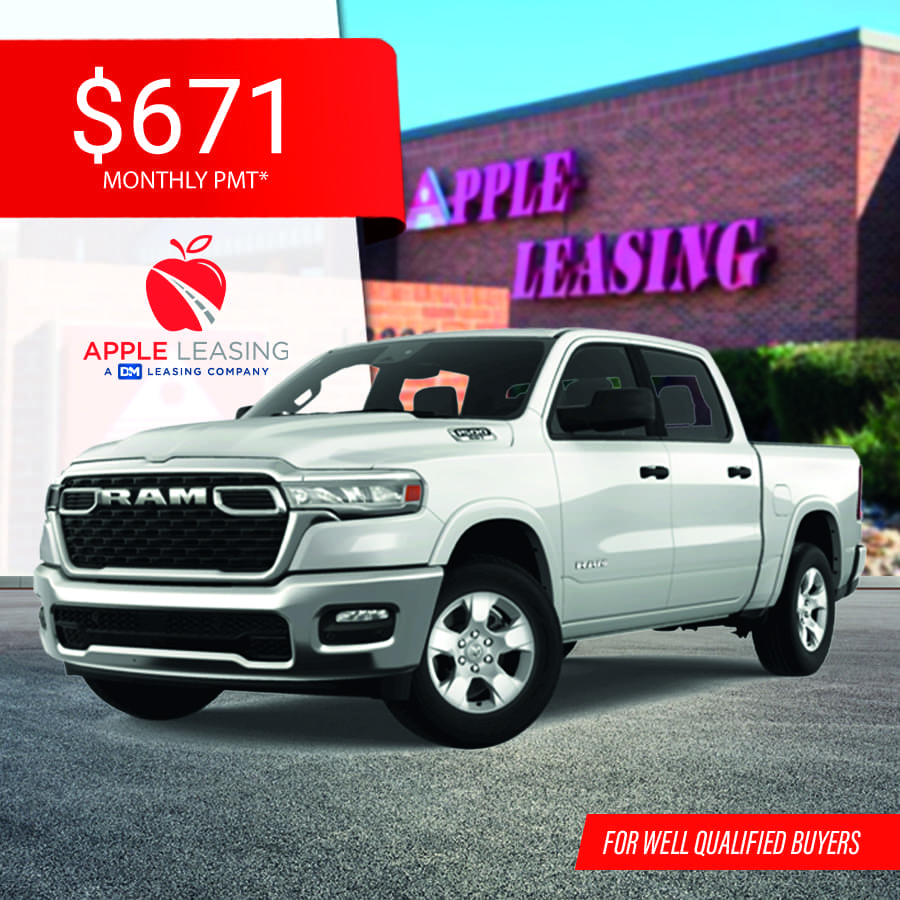 2026 Ram 1500 Lonestar Crew Cab 4X2 with Big Horn Level 2 Equip., Night Edition